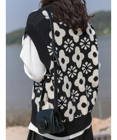 Women's V Neck Floral Print Sweater Vests Sleeveless Knitwear Top Black and White $10.19 Sweaters